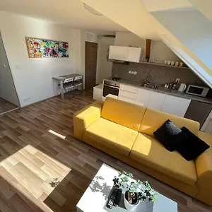 Apartamento Skryjova, Brno